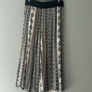 French laundry woman’s wide leg capri pants